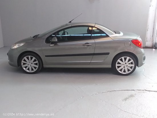 Peugeot 207 CC 1.6 VTi 16v 120 - Sada