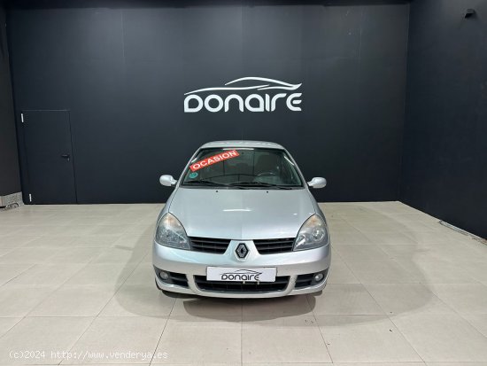 Renault Clio Campus Campus 2 1.2 16v 75cv 5P - Sada