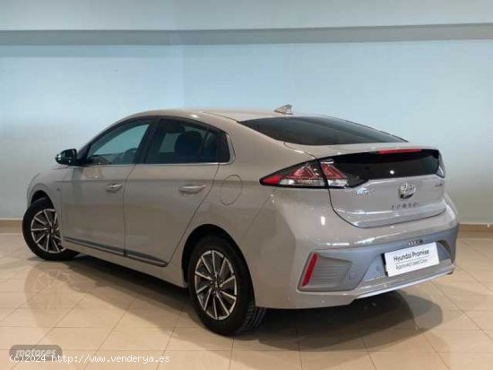 Hyundai Ioniq 100kW Tecno de 2020 con 28.805 Km por 18.900 EUR. en Almeria