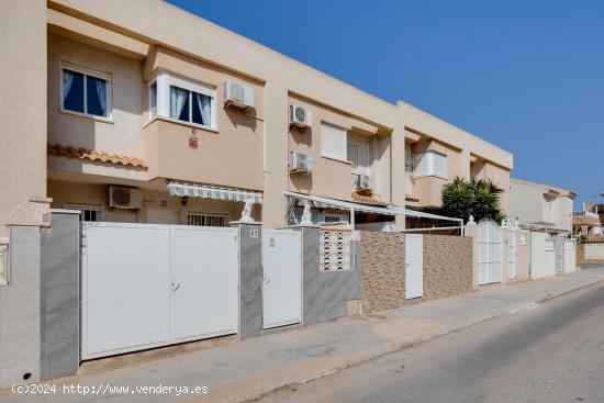 Venta de duplex en Aguas Nuevas, Torrevieja muy luminoso - ALICANTE