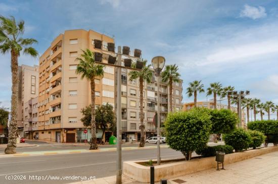 LOCAL COMERCIAL ZONA CORTE INGLES  EN VENTA - MURCIA