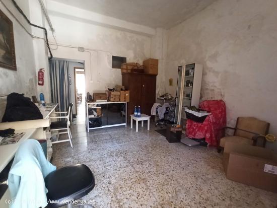 SE VENDE CASA EN EL CENTRO!!!! - ALICANTE