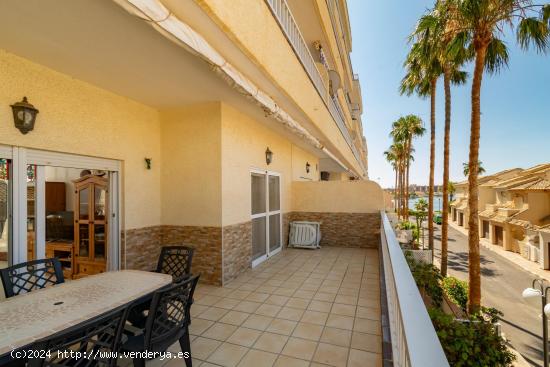  ¡Vive la vida junto al mar en este acogedor apartamento en Urb. Cabo Romano! km 7 - MURCIA 