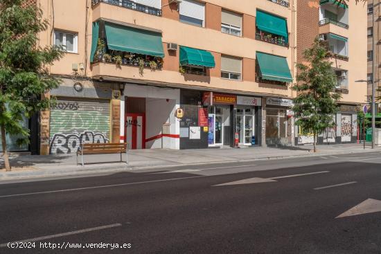 PLAZA DE GARAJE EN ARABIAL, JUNTO A HIPERCOR - GRANADA