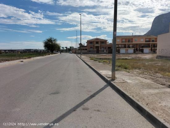 TERRENO URBANO EN COX - ALICANTE