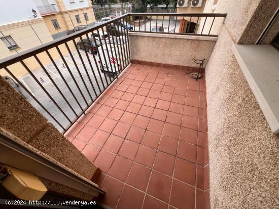 VIVIENDA EXCLUSIVA - CADIZ