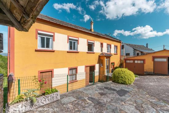 CASA EN CASTRO(GRANDAS DE SALIME) - ASTURIAS