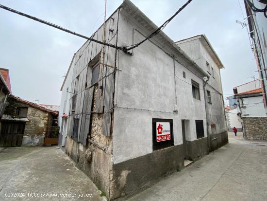 CASABANCO VENDE CASA EN PIORNAL. - CACERES