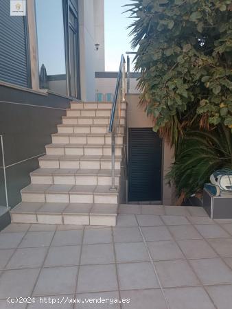 Se VENDE CASA exclusiva en ZONA Mejostilla - Montesol - CACERES