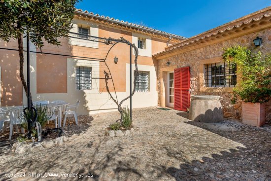 Finca en venta en Santa María del Camí (Baleares)