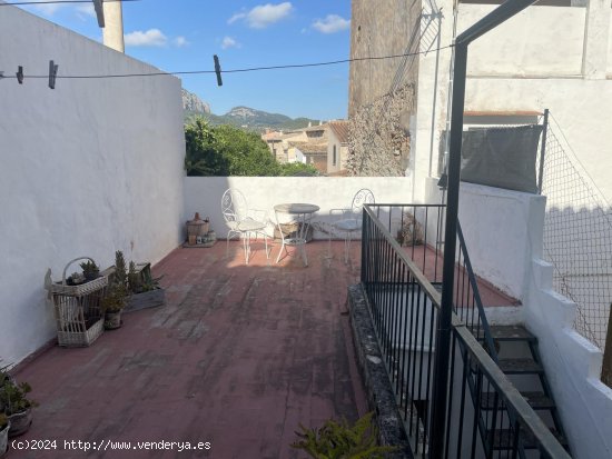 Casa en venta en Alaró (Baleares)