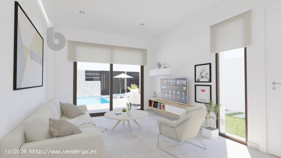 Villa en venta a estrenar en Pilar de la Horadada (Alicante)