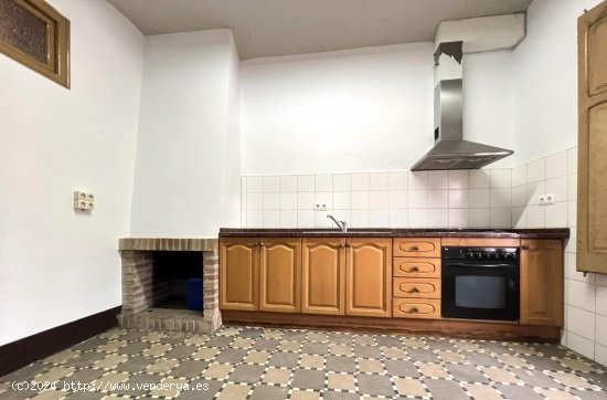 Unifamiliar adosada en venta  en Torroella de Fluvià - Girona