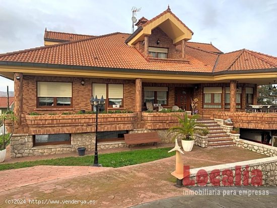 Gran chalet independiente en Maliaño