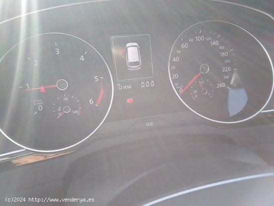 VOLKSWAGEN Passat en venta en Pamplona/IruÃ±a (Navarra) - Pamplona/IruÃ±a