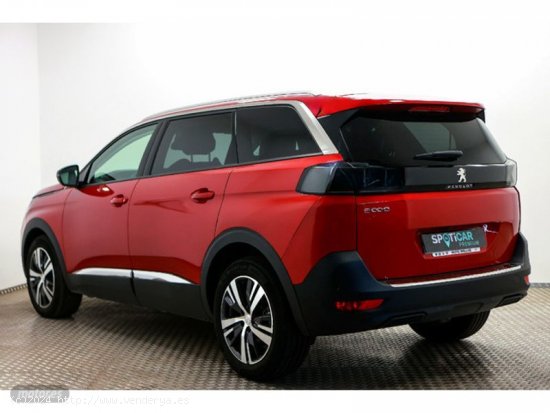 Peugeot 5008 PureTech 130 S&S Allure 96 kW (130 CV) de 2022 con 22.089 Km por 27.490 EUR. en MADRID