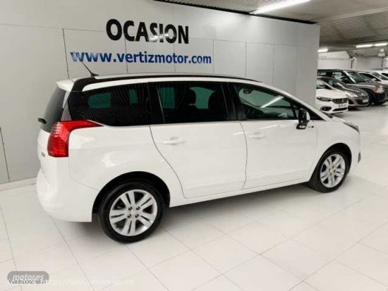 Peugeot 5008 1.6 BlueHDi Style 7 pl. 120cv de 2015 con 120.000 Km por 13.900 EUR. en Guipuzcoa