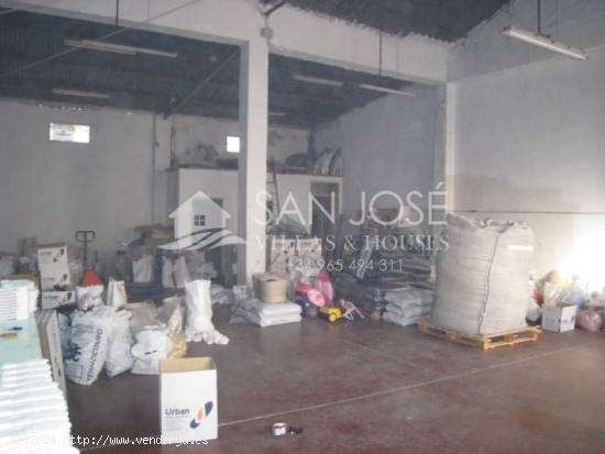 VENTA  DE NAVE INDUSTRIAL EN ASPE ZONA CAMPO DE FUTBOL - ALICANTE