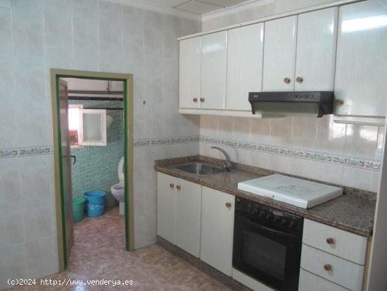 SE VENDE CASA PARA REFORMAR EN MONOVAR(ALICANTE) SPAIN - ALICANTE