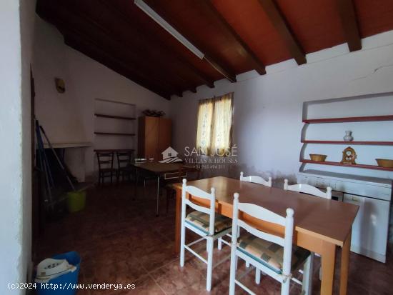 VENTA DE ALBERGUE EN ABANILLA, MURCIA, EN ZONA LA UMBRÍA - MURCIA