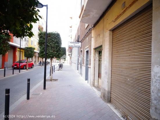 VENTA DE LOCAL COMERCIAL EN ASPE EN ZONA BARRIO DE LA COCA, AL LADO DE LA IGLESIA - ALICANTE