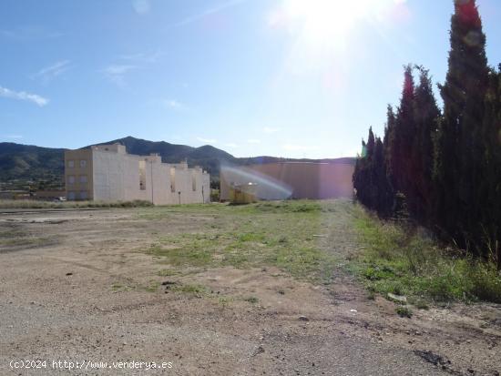 SE VENDE PARCELA URBANA EN BUENA ZONA EN HONDÓN DE LOS FRAILES - ALICANTE