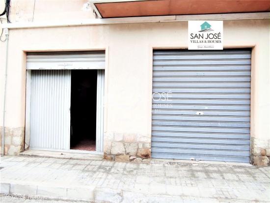 SE VENDE LOCAL COMERCIAL EN NOVELDA EN ZONA LAS HORCAS. - ALICANTE