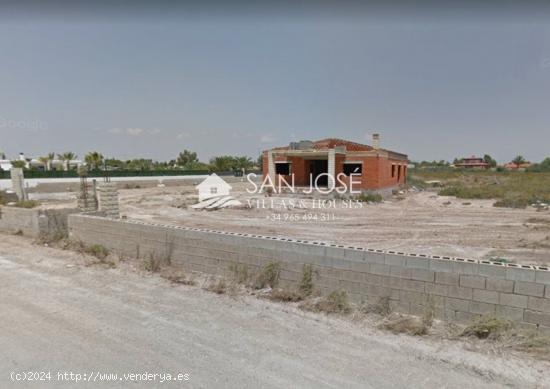 VENTA DE TERRENO PARTIDA DE DAIMES, ELCHE. - ALICANTE