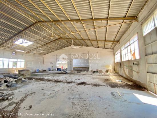 SE VENDE NAVE INDUSTRIAL EN ASPE - ALICANTE