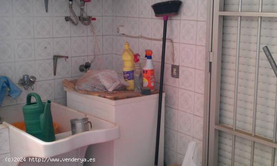 PISO EN MUY BUENA ZONA REFORMADO CON TODOS LOS SERVICIOS A MANO - ALICANTE