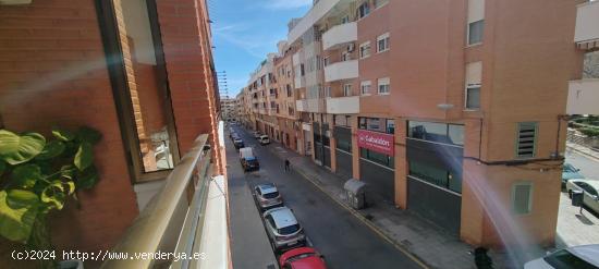 SE VENDE PISO /JUNTO HOSPITAL/ASCENSOR/GARAJE/LISTO PARA VIVIR - ALICANTE