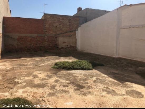 SE VENDE TERRENO VALLADO EN SAN VICENTE DEL RASPEIG (CENTRO) - ALICANTE