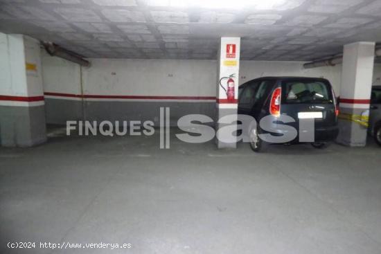 PLAZA DE PARKING EN POBLE SEC - BARCELONA