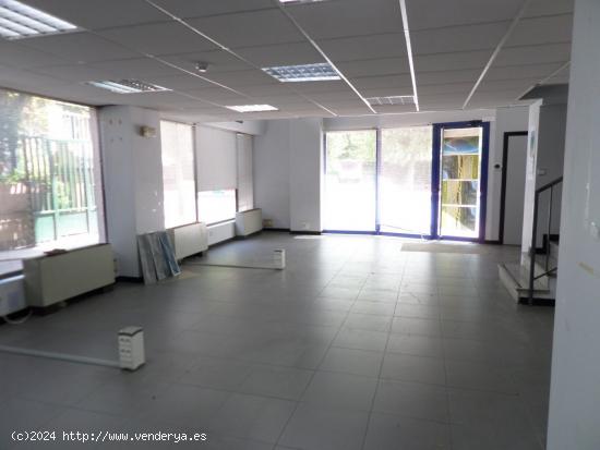 ALQUILER LOCAL COMERCIAL CENTRO ZONA CENTROFAMA, 170 M2. EN 2 ALTURAS, 2 ASEO, BUEN ESTADO - MURCIA