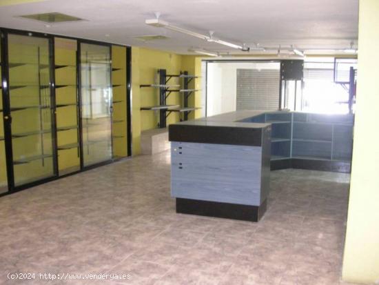 SE vende  LOCAL COMERCIAL REFORMADO 140M2 - ALICANTE