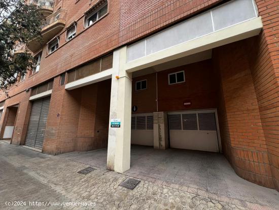 Plaza de garaje en venta en C/Juan Ramón Jiménez (al lado del Parque Central) - VALENCIA