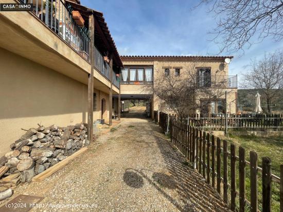 Se vende casa con terreno en Alquézar. - HUESCA