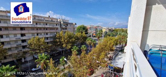 LUMINOSO APARTAMENTO CON GRAN TERRAZA 30 m2. ESQUINERA EN PLAZA EUROPA - TARRAGONA