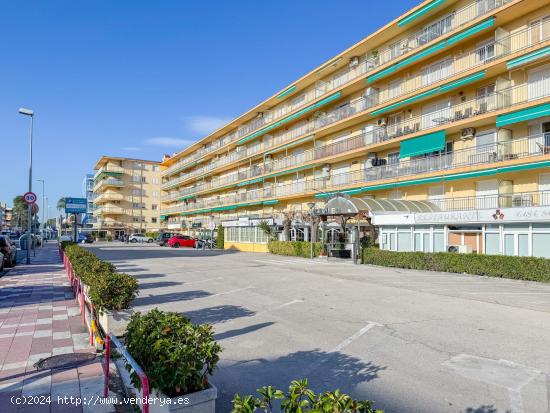 VENTA PISO EN LA PLAYA DE CAMBRILS - TARRAGONA