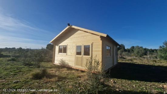 Venta de Finca Rústica en Pont d'Alentorn, Tarragona - 13000 m² con Casita - TARRAGONA