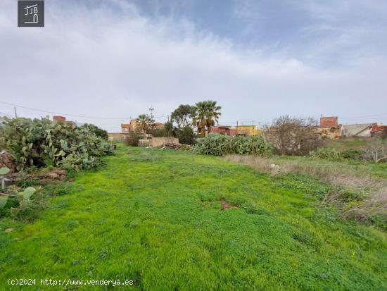 TERRENO URBANO CONSOLIDADO EN GENETO, LA LAGUNA. - SANTA CRUZ DE TENERIFE