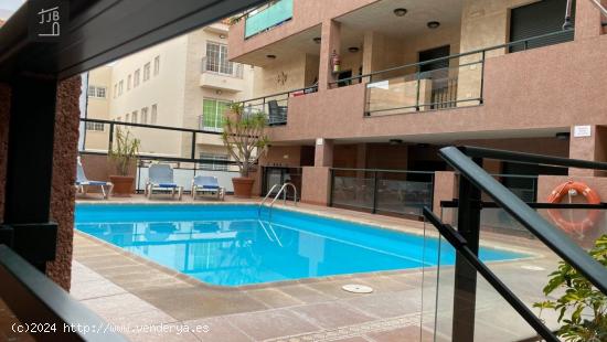 EXCELENTE PISO EN GUARGACHO, PISCINA COMUNITARIA Y PLAZA DE GARAJE INCLUIDA. - SANTA CRUZ DE TENERIF