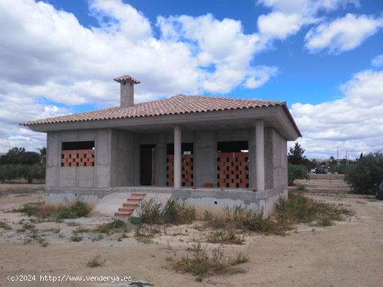 Chalet en construcción en zona de El Campillo - MURCIA