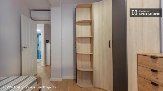 Apartamento de 4 dormitorios en alquiler en Patraix, Valencia. - VALENCIA