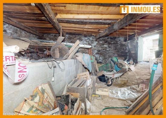 SE VENDE CASA EN VILANOVA DOS INFANTES CON TERRENO TRASERO - ORENSE