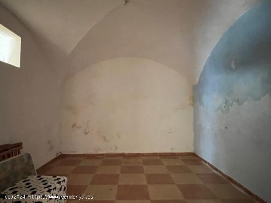 CASABANCO VENDE VIVIENDA DE  TRES DORMITORIOS EN CASAR DE CÁCERES. - CACERES