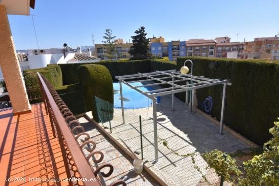 Chalet en venta en Cuatro Plumas-La Cumbre - MURCIA