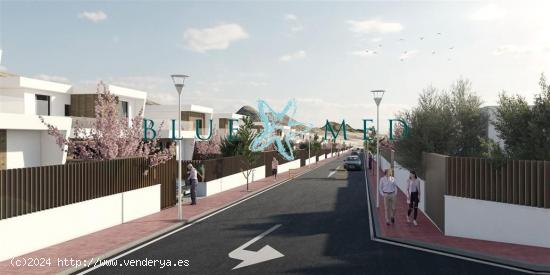 5 DISTINTOS MODELOS DE VILLAS INDEPENDIENTES EN RESIDENCIAL - MURCIA