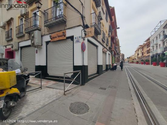  LOCAL COMERCIAL EN ESQUINA JUNTO AL METRO EN REAL DE ARMILLA - GRANADA 