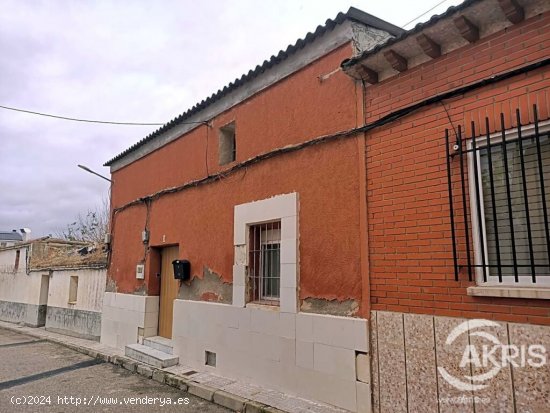  Casa de pueblo en Val de Santo Domingo 